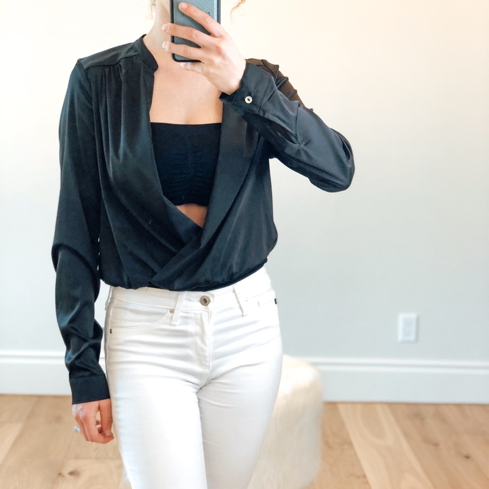 🟡 SALE! NEW YORK Black Wrap Bodysuit - Picture 3 of 3